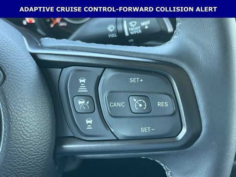 Certified 2025 Jeep Gladiator Rubicon w/ Convenience Group AWD/4WD image 15