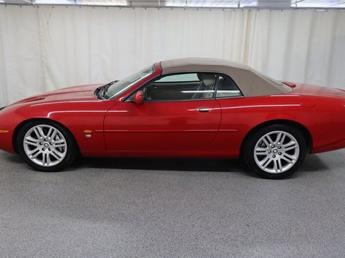 Used 2003 Jaguar XK8 Convertible RWD image 4