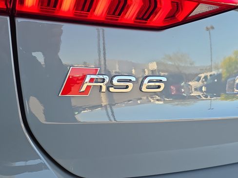 Used 2024 Audi RS 6 performance image 8