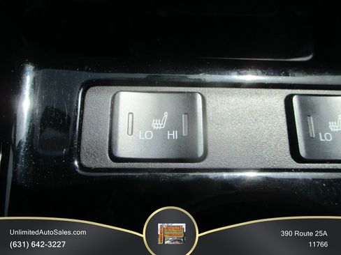Used 2022 Toyota Prius Prime XLE FWD image 8
