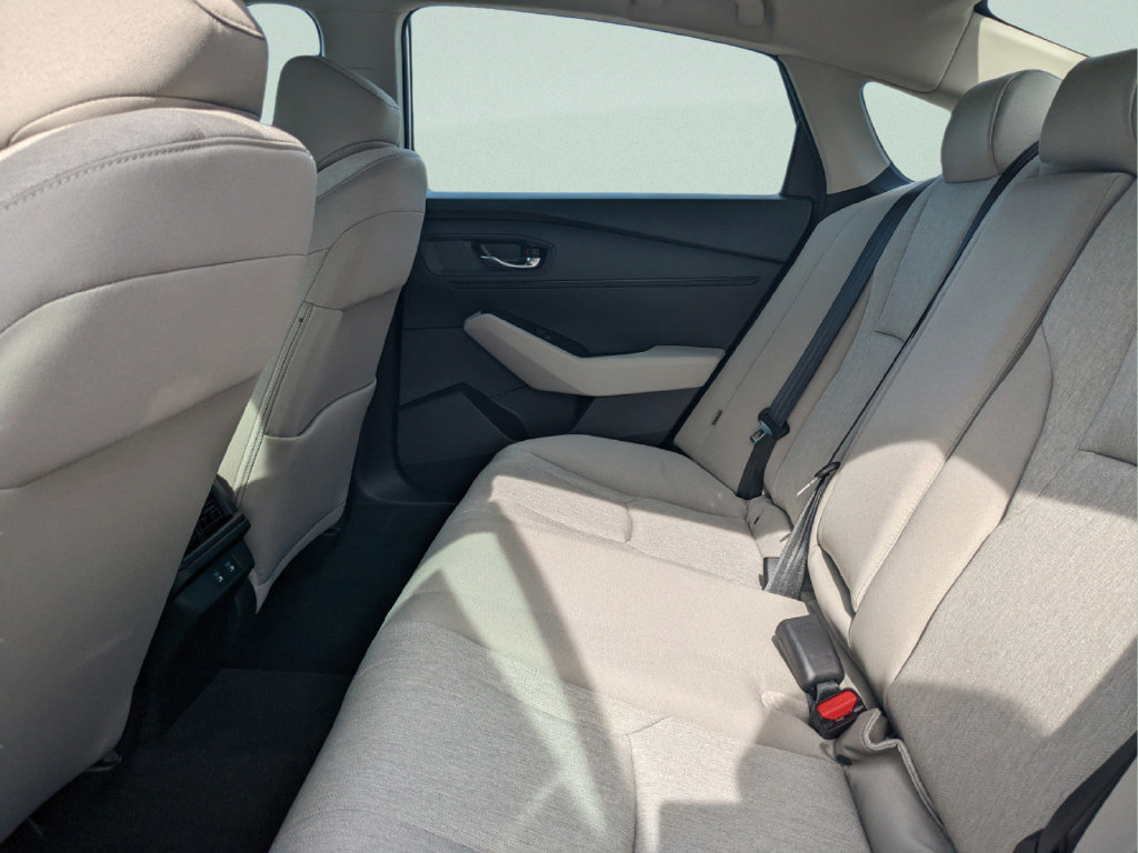Used 2025 Honda Accord LX image 11