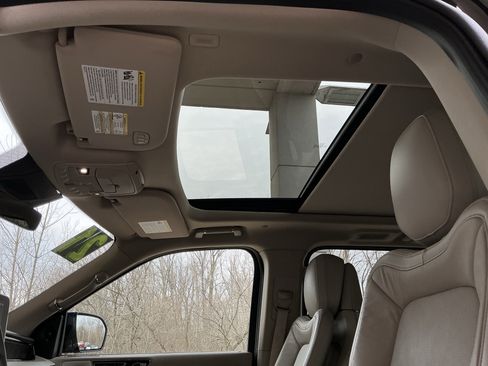 Used 2021 Lincoln Navigator Reserve w/ Luxury Package image 17