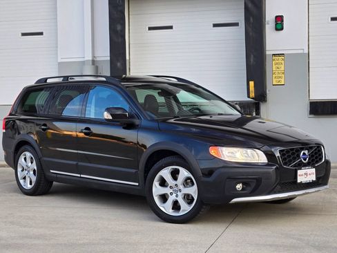 Used 2016 Volvo XC70 T5 Premier w/ Proximity Package AWD/4WD image 1