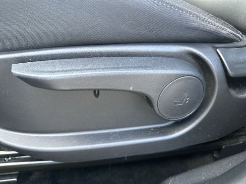 Used 2024 Hyundai Tucson SE image 14