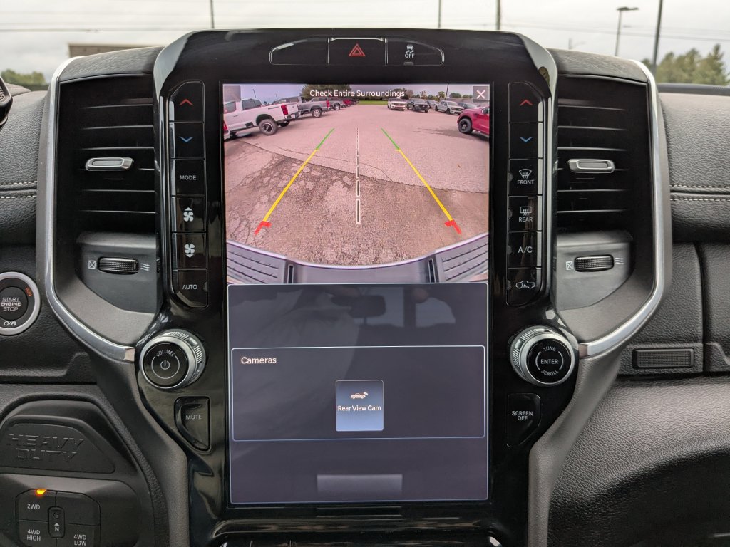 Used 2026 RAM 2500 Laramie AWD/4WD image 34
