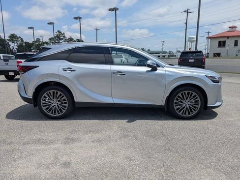 Used 2024 Lexus RX 350 FWD w/ Convenience Package image 3