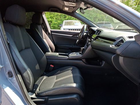 Used 2020 Honda Civic Sport image 11