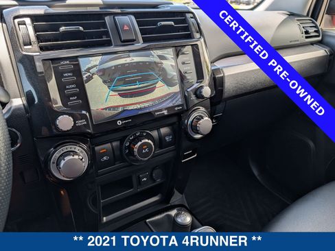 Used 2021 Toyota 4Runner TRD Off-Road Premium w/ Moonroof Package AWD/4WD image 31