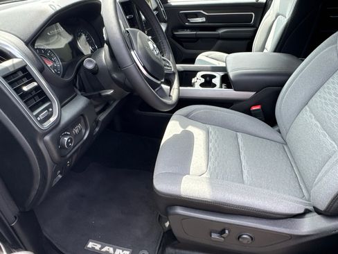 Used 2025 RAM 1500 Big Horn AWD/4WD image 7