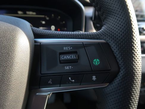 New 2026 Mitsubishi Outlander SEL AWD/4WD image 32