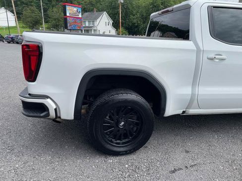 Used 2022 GMC Sierra 1500 Elevation AWD/4WD image 8