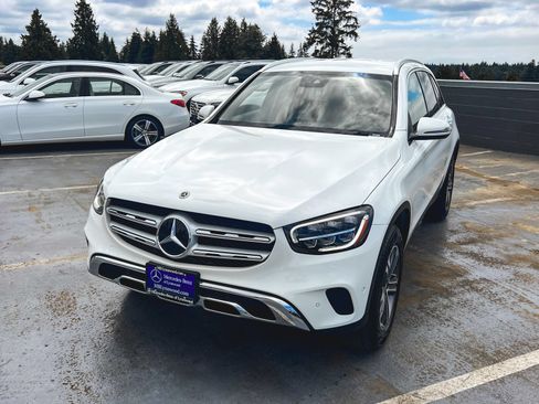 Used 2022 Mercedes-Benz GLC 300 4MATIC image 5