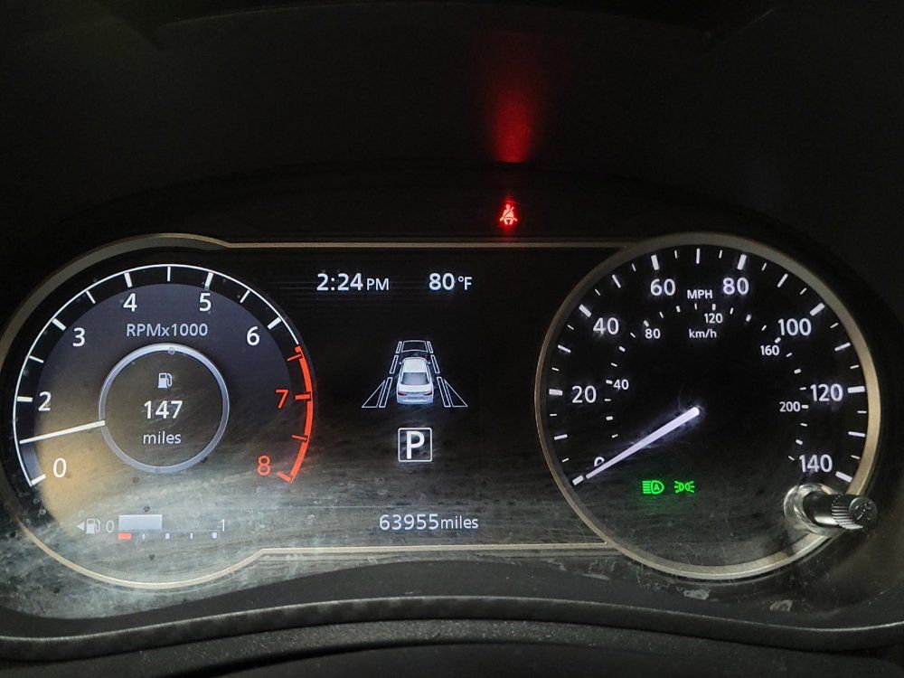 Used 2021 Nissan Versa SV FWD image 23