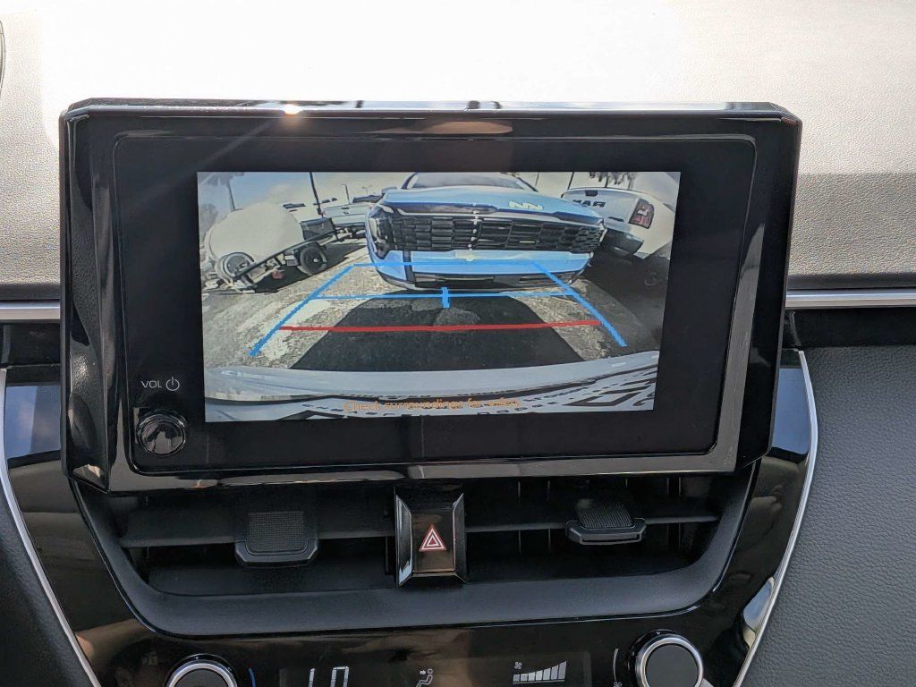 Used 2024 Toyota Corolla LE FWD image 25