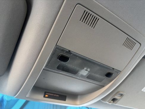 Used 2010 Chevrolet Silverado 1500 W/T w/ LS Package image 10