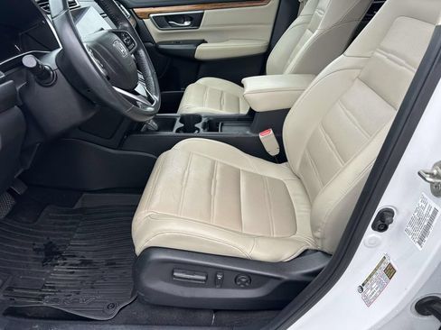 Used 2019 Honda CR-V Touring image 19