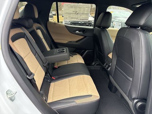 New 2026 Chevrolet Equinox ACTIV image 27