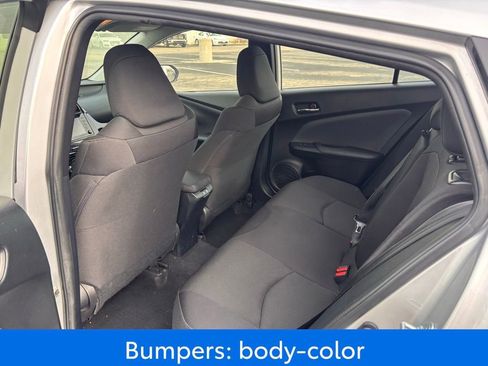 Used 2022 Toyota Prius L Eco image 5