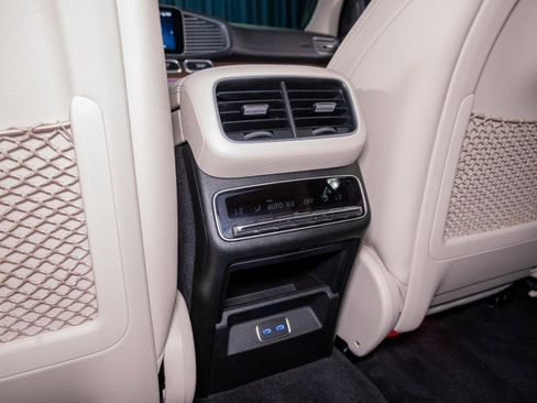 Certified 2024 Mercedes-Benz GLE 450 4MATIC image 25