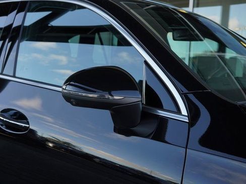 New 2026 Mercedes-Benz GLC 300 image 11