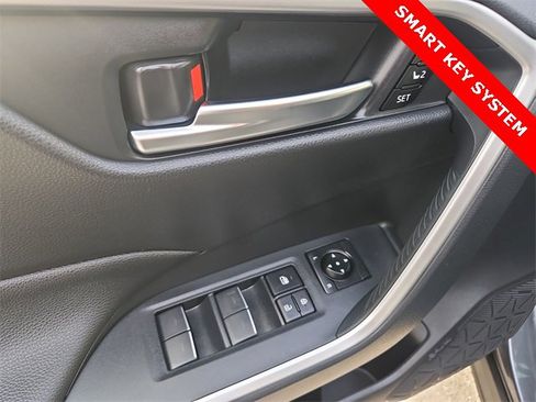 Used 2023 Toyota RAV4 XLE Premium image 24
