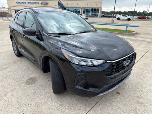 Used 2024 Ford Escape ST-Line FWD image 18