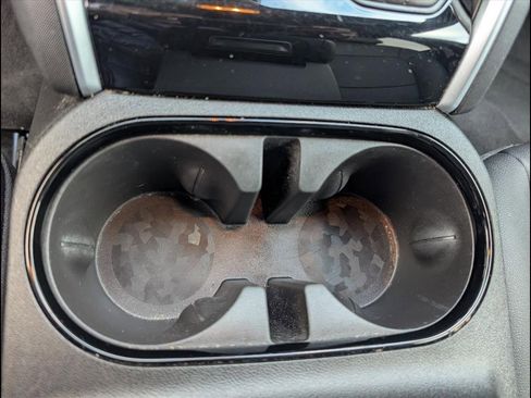 Used 2023 Chevrolet Colorado LT w/ LT Convenience Package III image 18