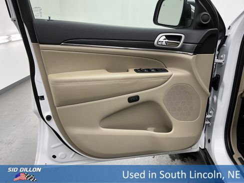 Used 2021 Jeep Grand Cherokee Limited image 43