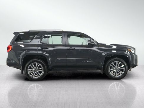 Used 2025 Toyota 4Runner Limited AWD/4WD image 6