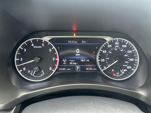 Used 2023 Nissan Sentra SV w/ Trunk Package image 18