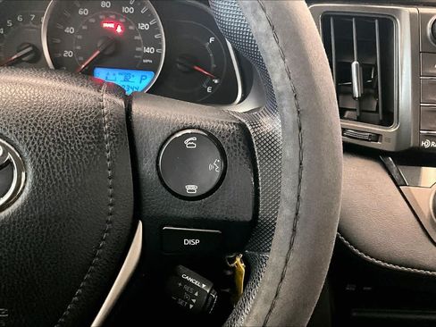 Used 2015 Toyota RAV4 XLE FWD image 23