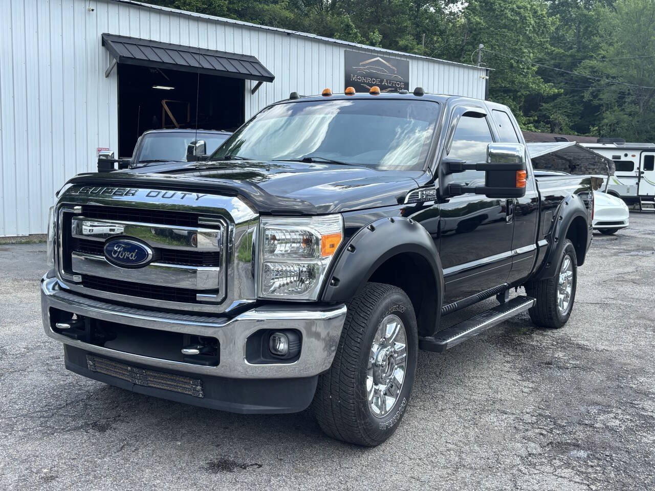 Used 2016 Ford F250 Lariat w/ Chrome Package AWD/4WD image 1