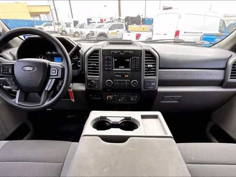 Used 2018 Ford F250 XL w/ STX Appearance Package image 14