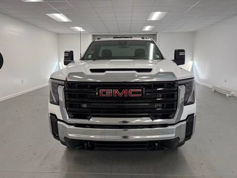 New 2026 GMC Sierra 3500 Pro w/ Convenience Package image 2