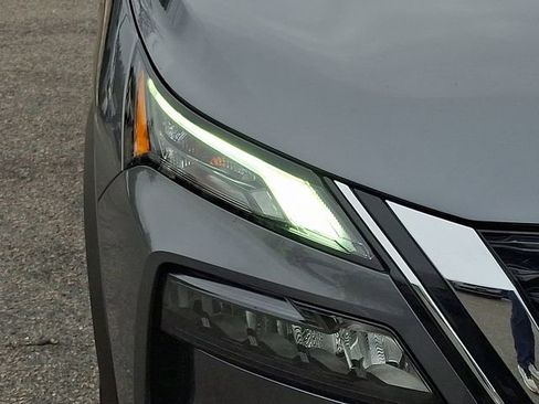 Certified 2023 Nissan Rogue S image 10