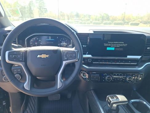 New 2026 Chevrolet Silverado 1500 LTZ w/ LTZ Premium Package image 3