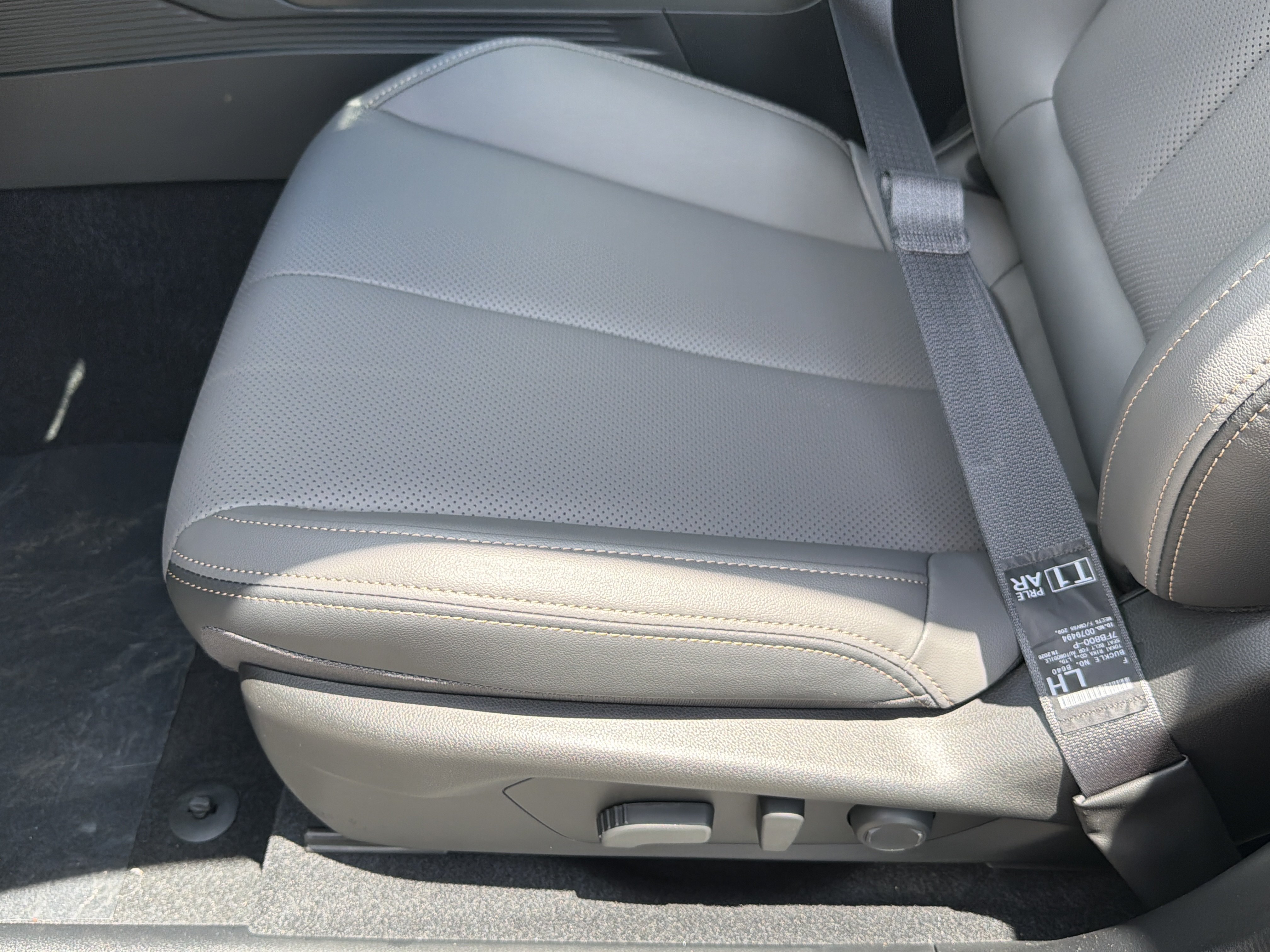 New 2026 Subaru Outback Limited AWD/4WD image 24