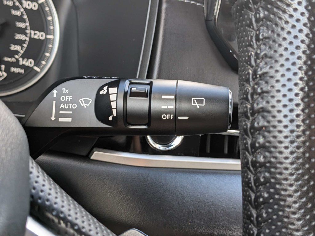 Used 2024 Mitsubishi Outlander SE AWD/4WD image 39