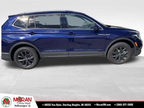 Used 2024 Volkswagen Tiguan SE AWD/4WD image 5