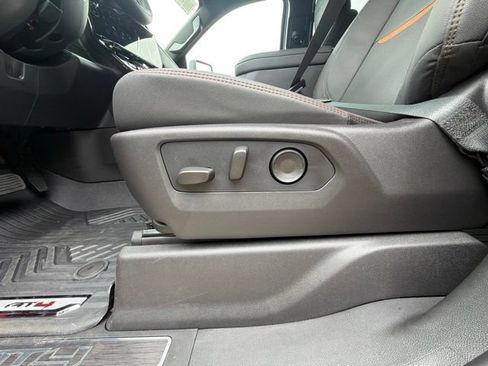 New 2026 GMC Sierra 2500 AT4 w/ AT4 Premium Plus Package AWD/4WD image 29