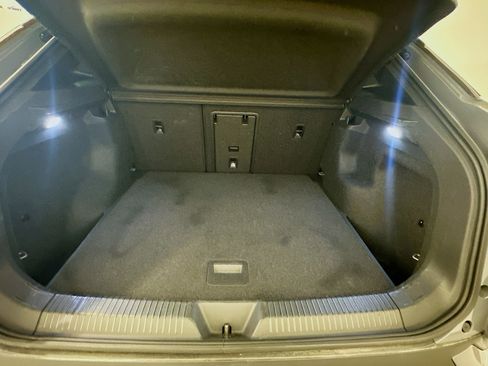 Used 2023 Volkswagen ID.4 Pro S AWD/4WD image 31