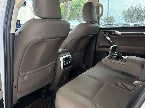 Used 2023 Lexus GX 460 Premium w/ Premium Package AWD/4WD image 6