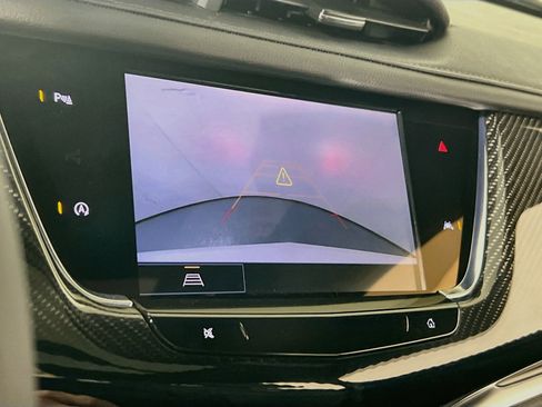 Used 2025 Cadillac XT6 Sport AWD/4WD image 14