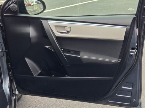 Used 2016 Toyota Corolla L image 4