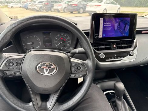 Used 2023 Toyota Corolla LE w/ Carpet Mat Package (TMS) FWD image 18