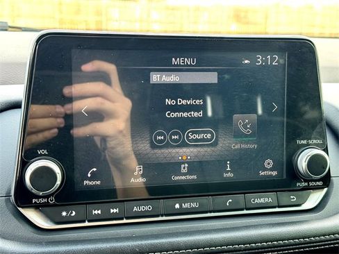 Used 2021 Nissan Rogue SL image 24