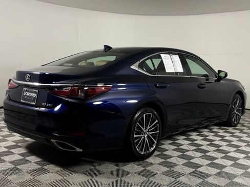 Used 2025 Lexus ES 350 w/ Premium Package FWD image 9