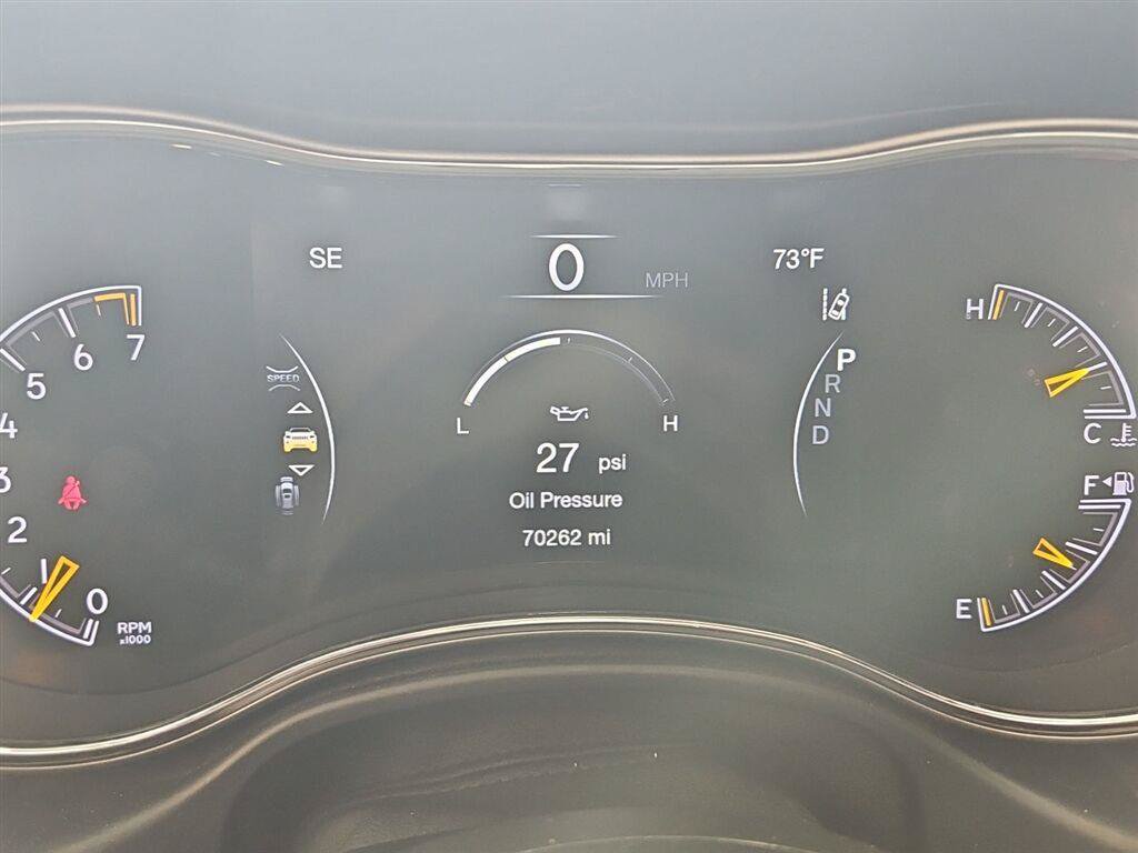 Used 2019 Jeep Grand Cherokee Overland AWD/4WD image 11
