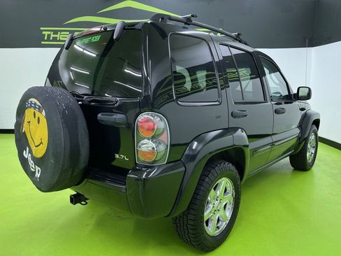 Used 2003 Jeep Liberty Limited image 10