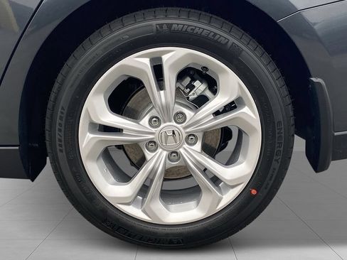 New 2026 Honda Accord LX image 7